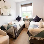 Briery House 度假居 *