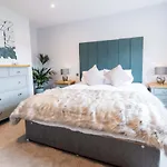 Briery House 度假居 *