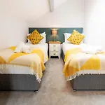 Briery House 度假居 *